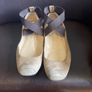 Jessica Simpson Tan and Brown Ankle Elastic Strap Ballet Flats